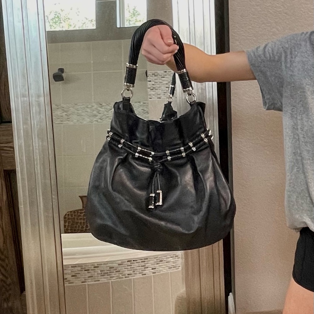 EXCELLENT CONDITION- Michael Kors Black Leather Hobo - Picture 4 of 13